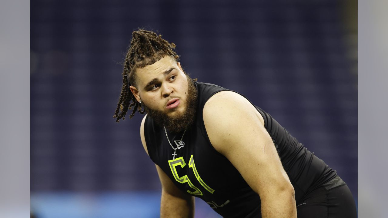 Joe Thomas on Jedrick Wills: 'He looks like a veteran starter'