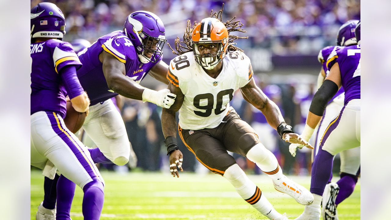 Cleveland Browns News and Rumors 8/5: JOK Returns, Clowney Excels, and a  Fast-Rising Receiver