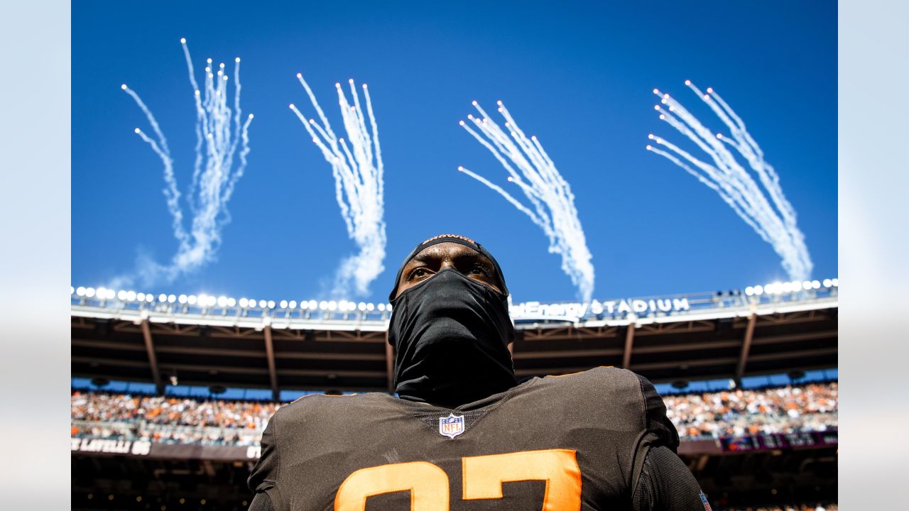 Photos: Week 5 - Chargers at Browns Pregame