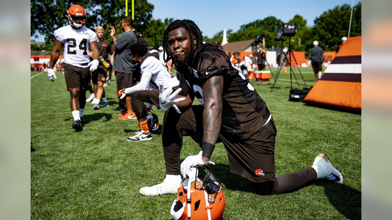 Gallery: Cleveland Browns host first practice of training camp at