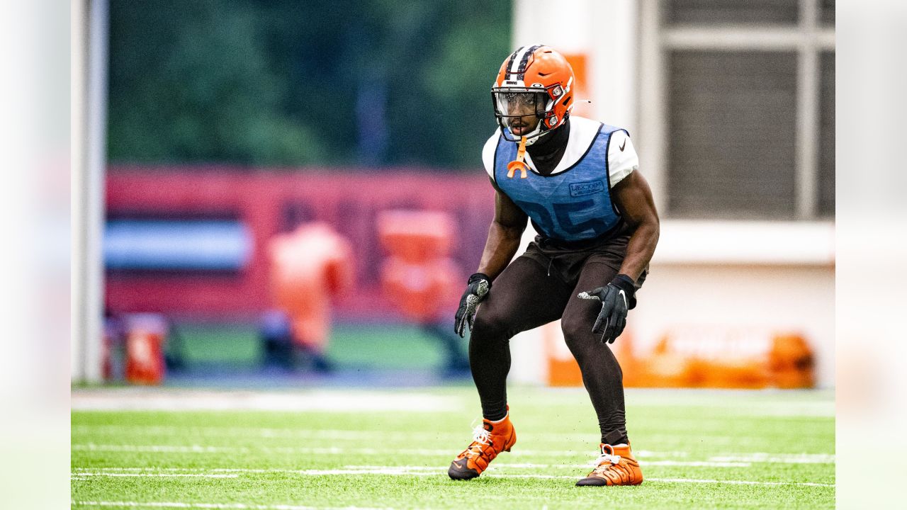 Even Browns' Myles Garrett was in awe of Lamar Jackson's TD pass: 'I  appreciate greatness'