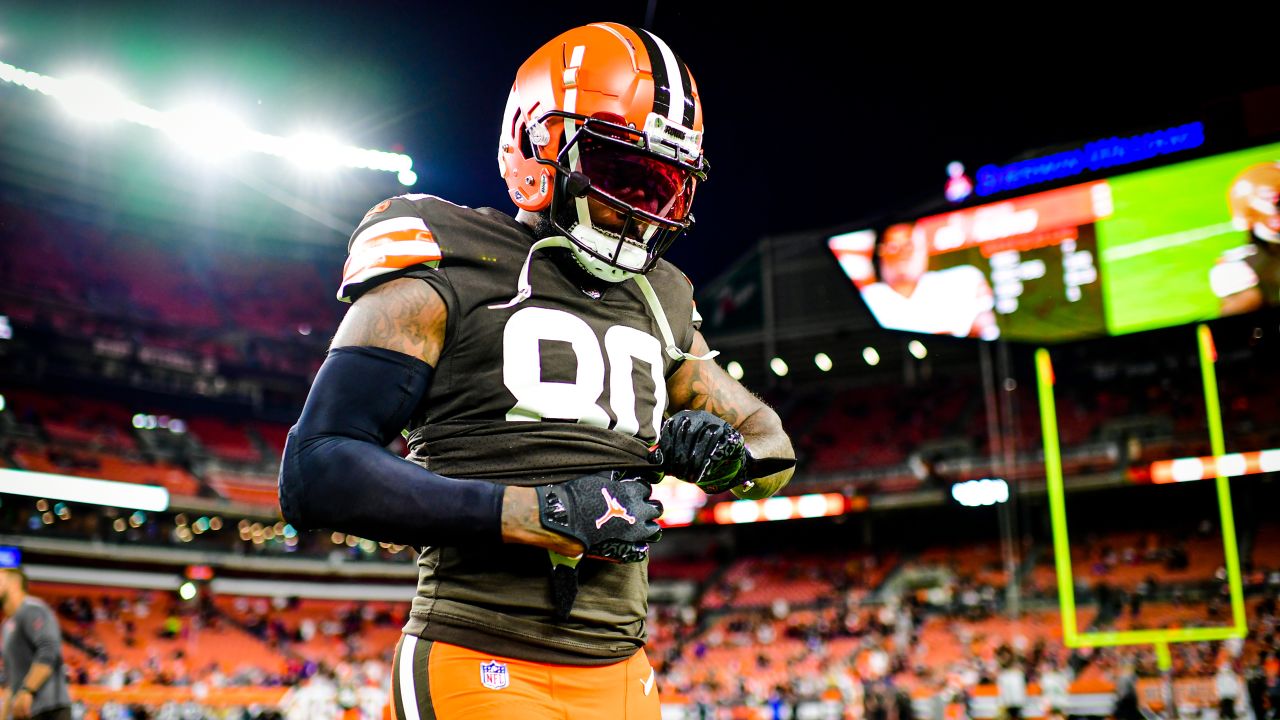 Photos: Week 7 - Broncos at Browns Pregame