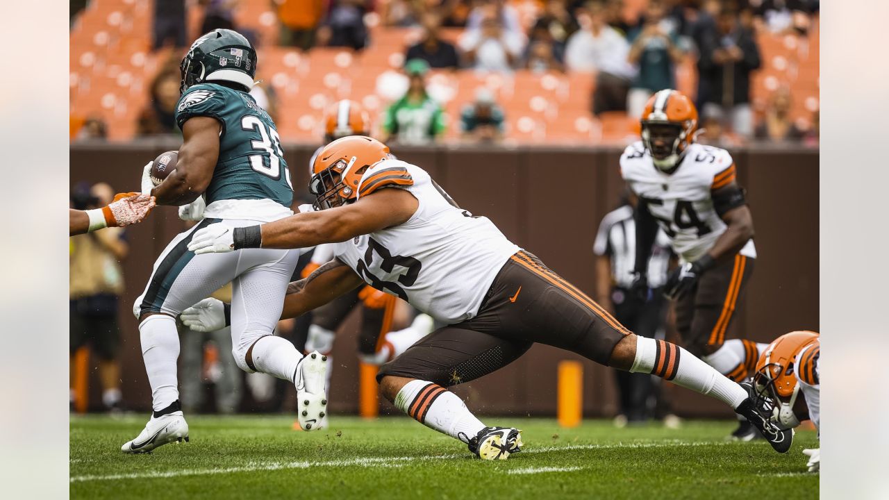 Handing out 10 awards from the Eagles-Browns preseason game