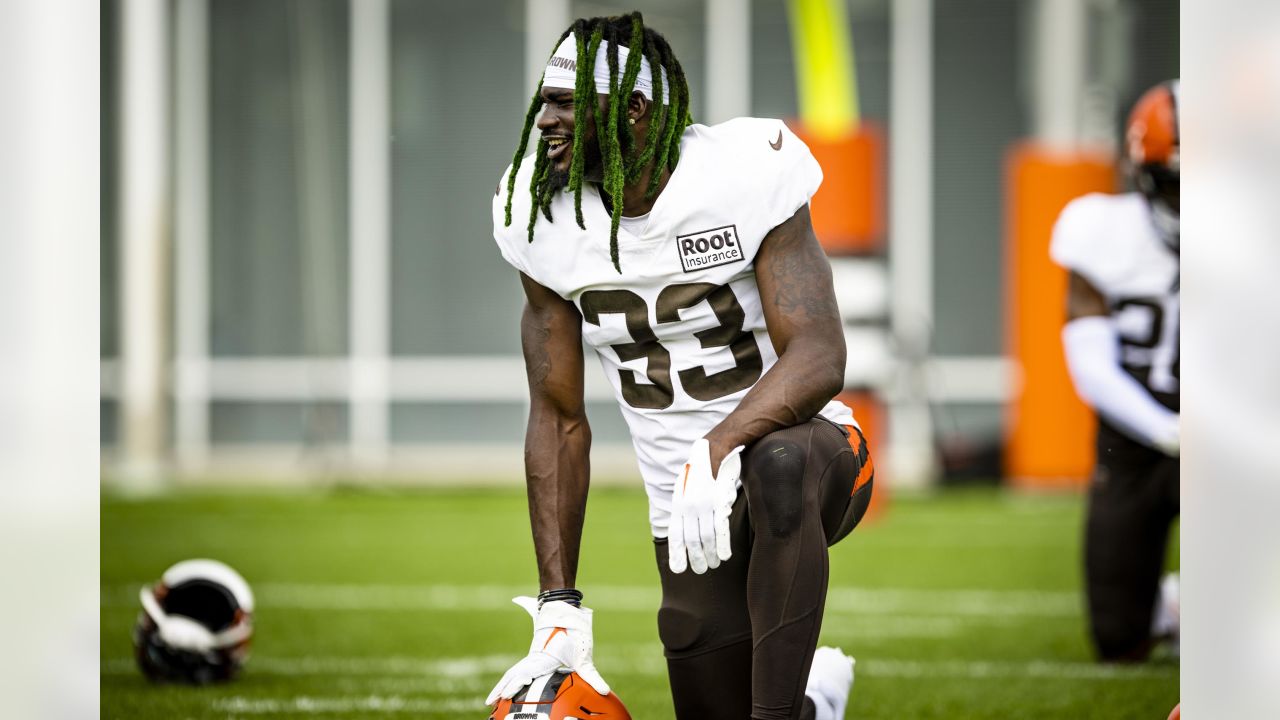 Cleveland Browns offensive tackle James Hudson III (66) lines up for a play  during an NFL football game against the Baltimore Ravens, Sunday, Dec. 12,  2021, in Cleveland. (AP Photo/Kirk Irwin Stock