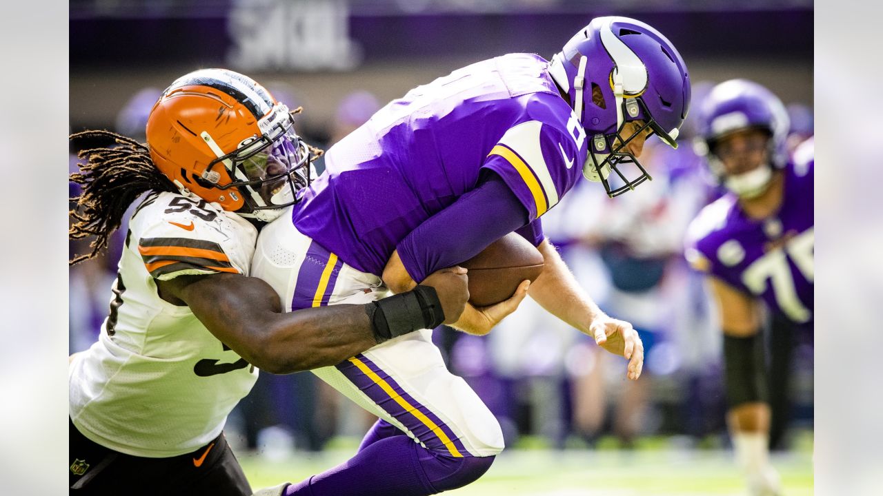 Defense carries Cleveland Browns to 14-7 win vs. Minnesota Vikings