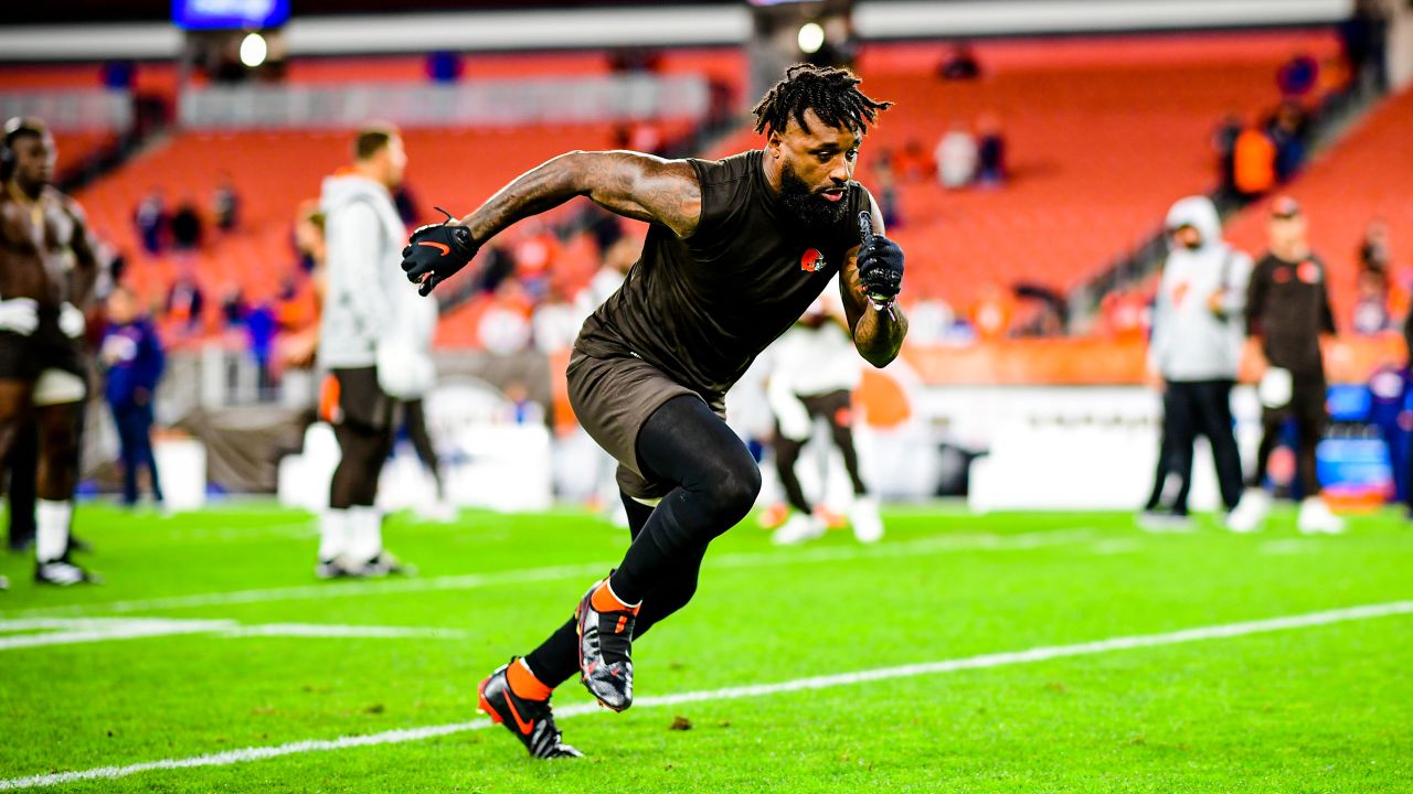 Photos: Week 7 - Broncos at Browns Pregame