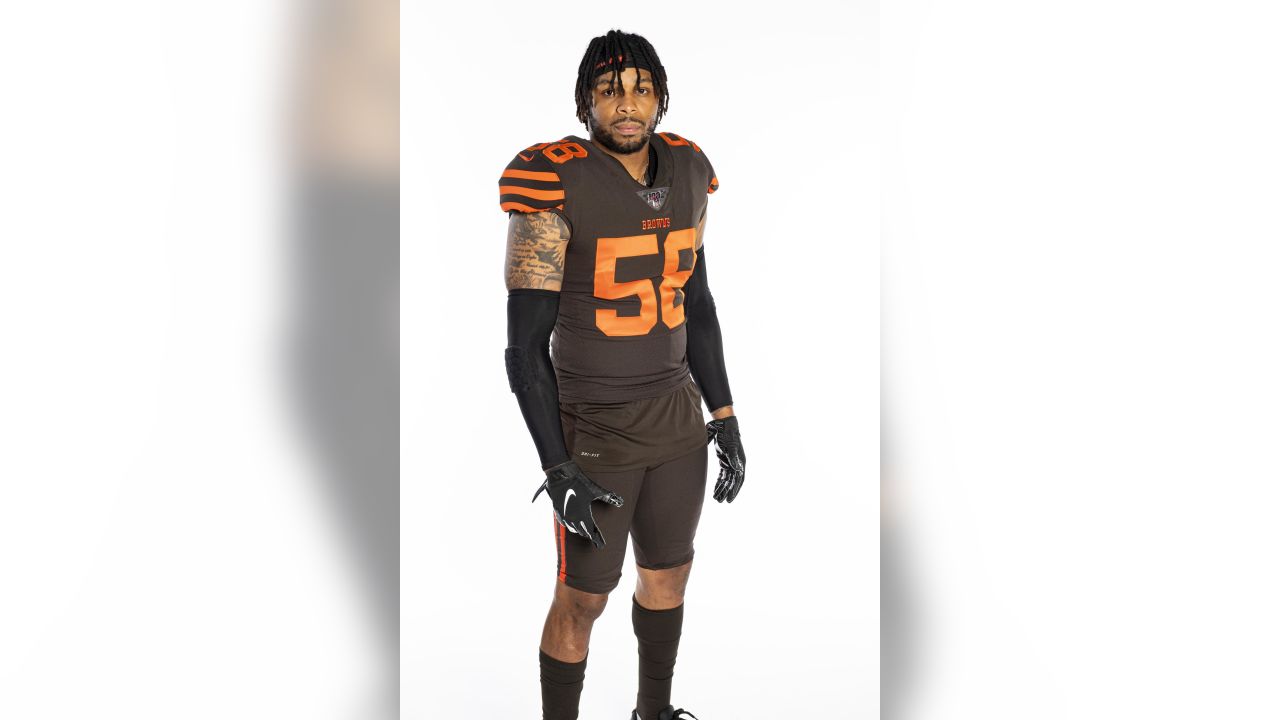 File:Christian Kirksey Cleveland Browns New Uniform Unveiling  (17153806041).jpg - Wikipedia