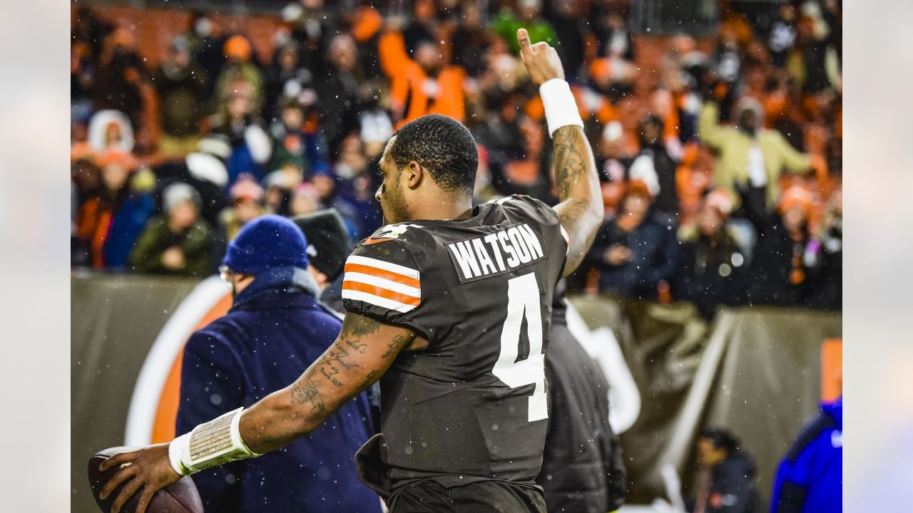 Watch Deshaun Watson's touchdown pass to Donovan Peoples-Jones, giving the  Browns a 13-3 lead vs. the Ravens 