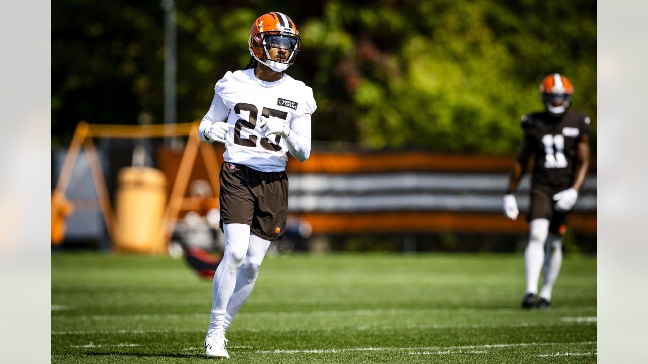 Browns: Greg Newsome II, James Hudson III, other inactives vs. Titans