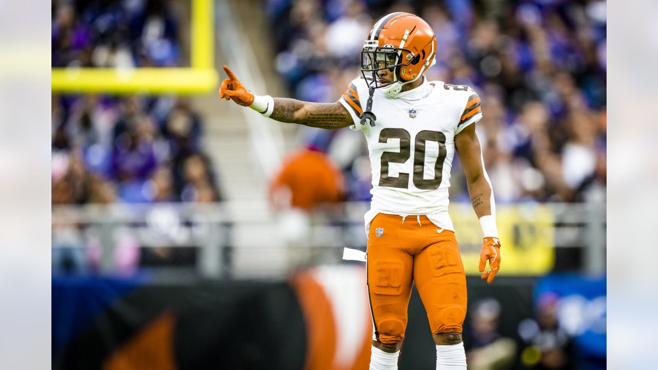 David Njoku injury update: Browns TE dealing with ankle sprain for Week 10  - DraftKings Network