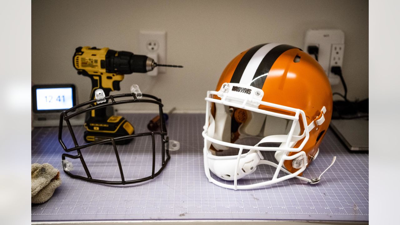 Browns to bring back white facemasks for Week 15 vs. Ravens