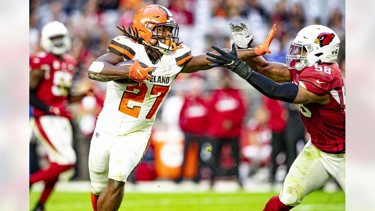 Cleveland Browns resigning RB Kareem Hunt, sources say