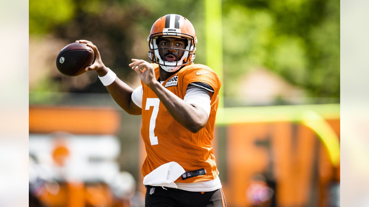 QB Jacoby Brissett 'always ready to go' when the Browns need him
