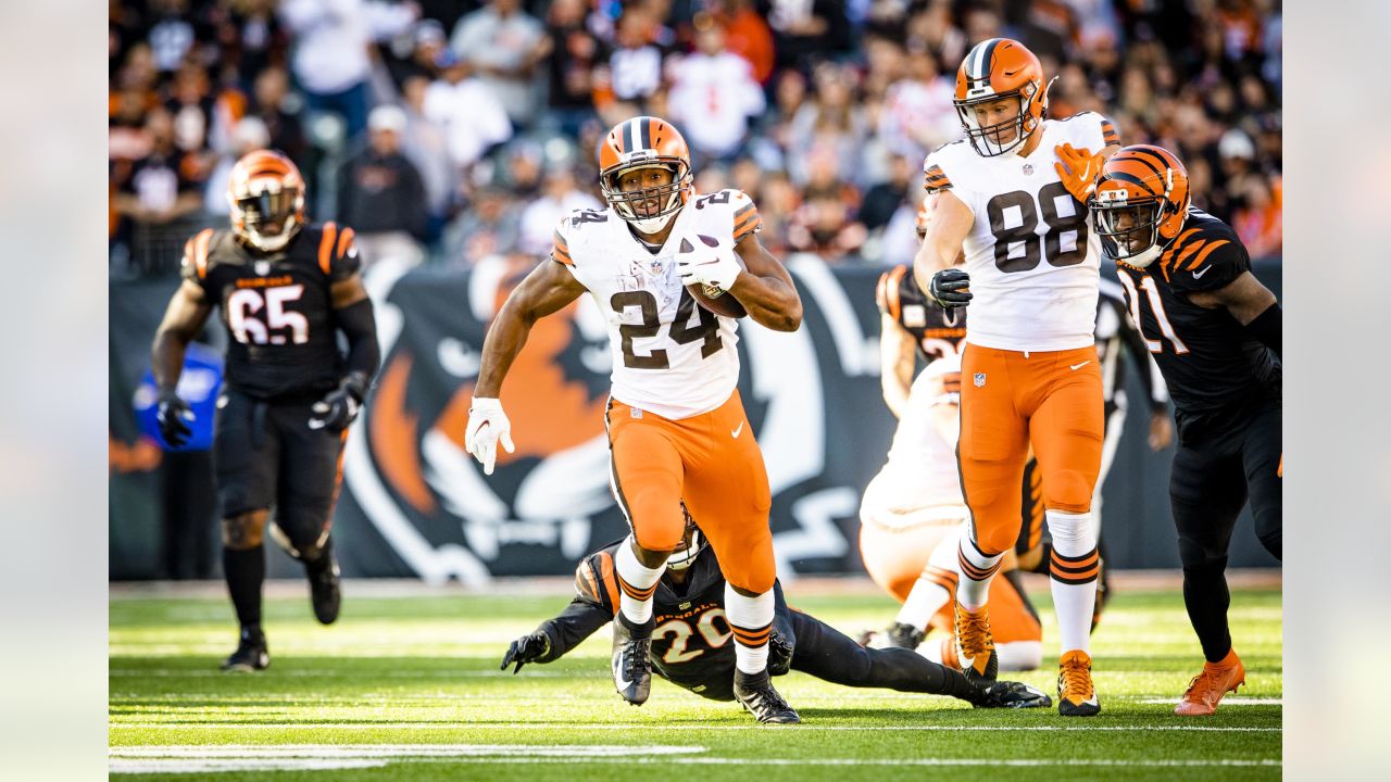 PHOTOS: Browns beat down Bengals, 41-16