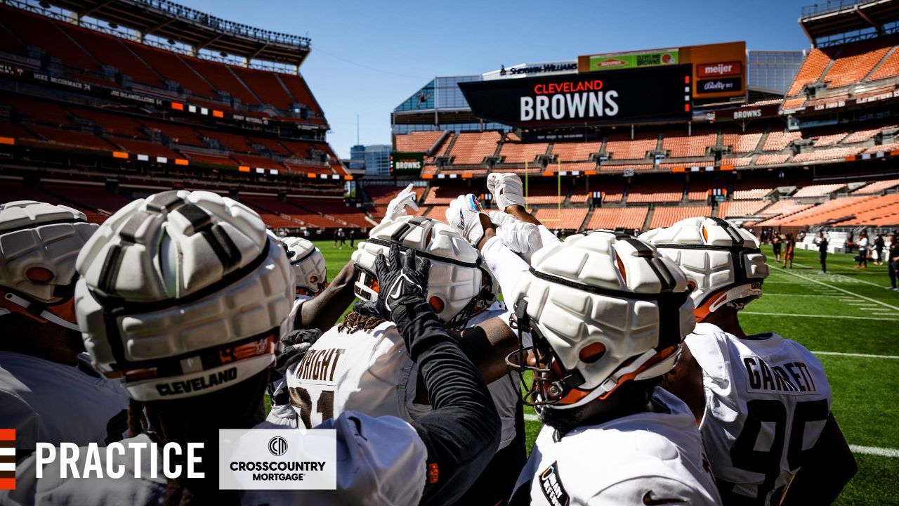 Old guy' Amari Cooper embracing leadership role in first season with Browns