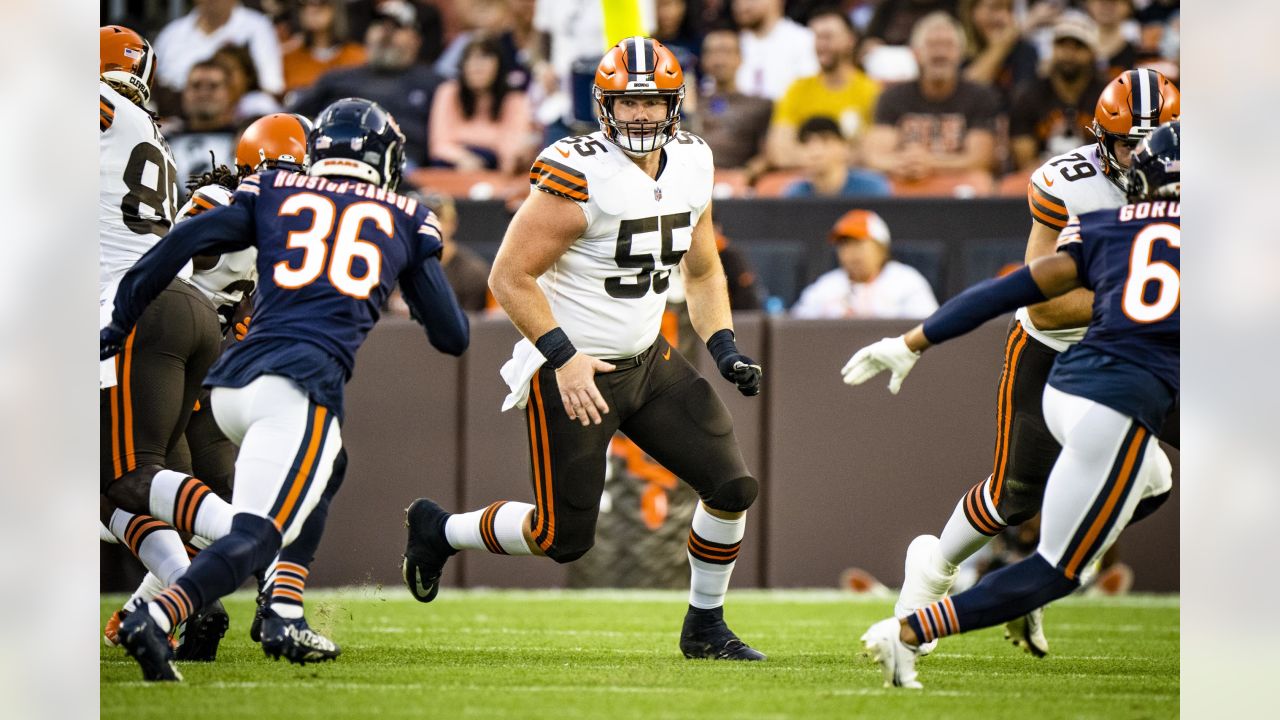 Browns ready to roll with Ethan Pocic at center – News-Herald