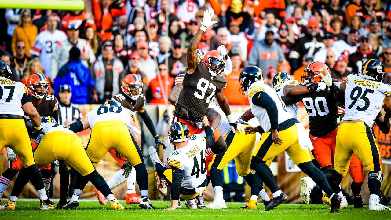 Browns fall to Steelers in low-scoring AFC North clash