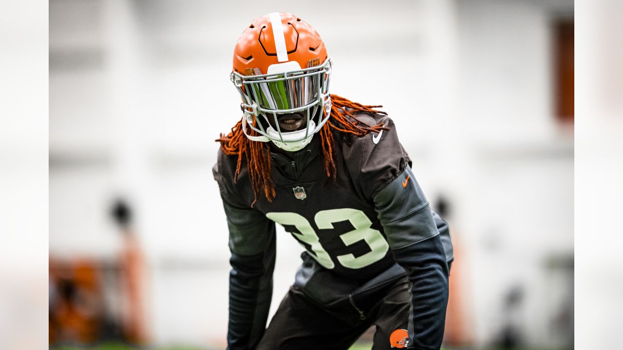 Cleveland Browns re-sign Ronnie Harrison despite disappointing 2021