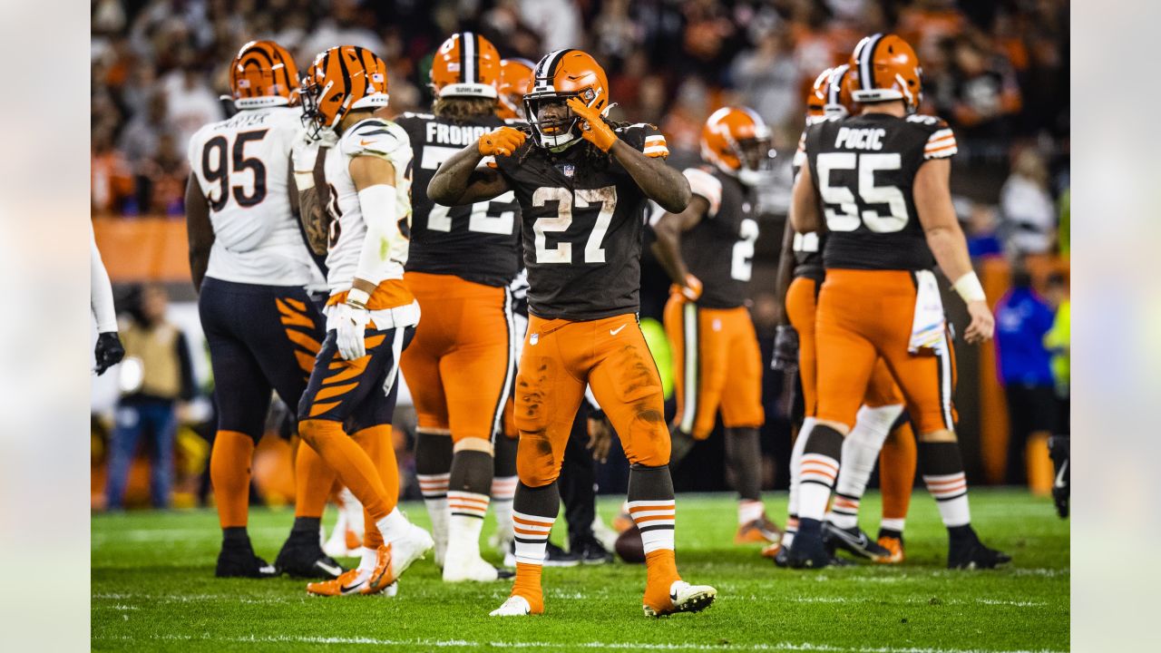 Bengals' Running Game Excels In Win Over Browns