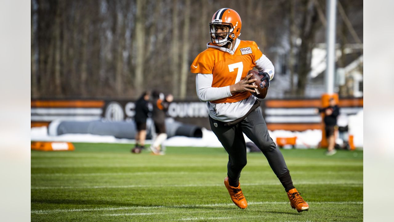 Deshaun Watson rediscovers Amari Cooper and, presto, Browns offense finally  clicks