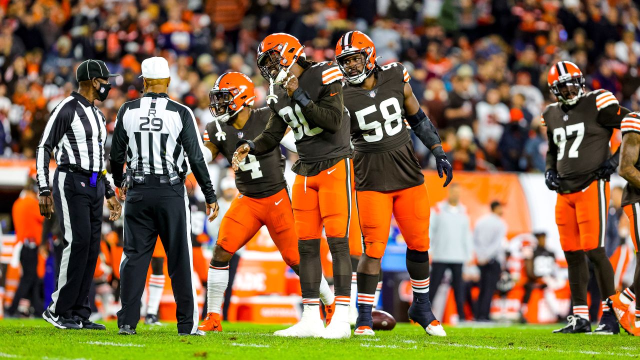 D'Ernest Johnson, making first NFL start, gouges Broncos for 146 yards in  Browns win