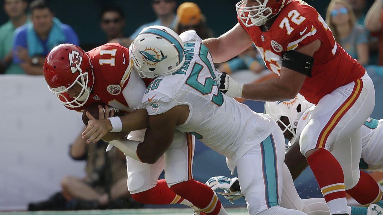 Emergence of DE Olivier Vernon makes Dolphins' defense even stronger