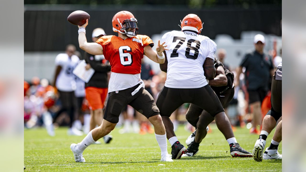 Nick Chubb: Browns' Healthy O-Line Ready for AFC 'Blood Bath'