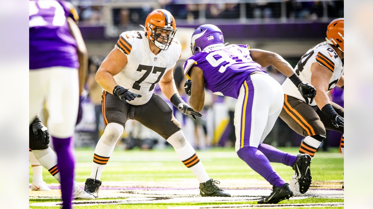 Cleveland Browns guard Wyatt Teller (77) stands on the sideline during an NFL  football game against the Cincinnati Bengals, Sunday, Sep. 10, 2023, in  Cleveland. (AP Photo/Kirk Irwin Stock Photo - Alamy