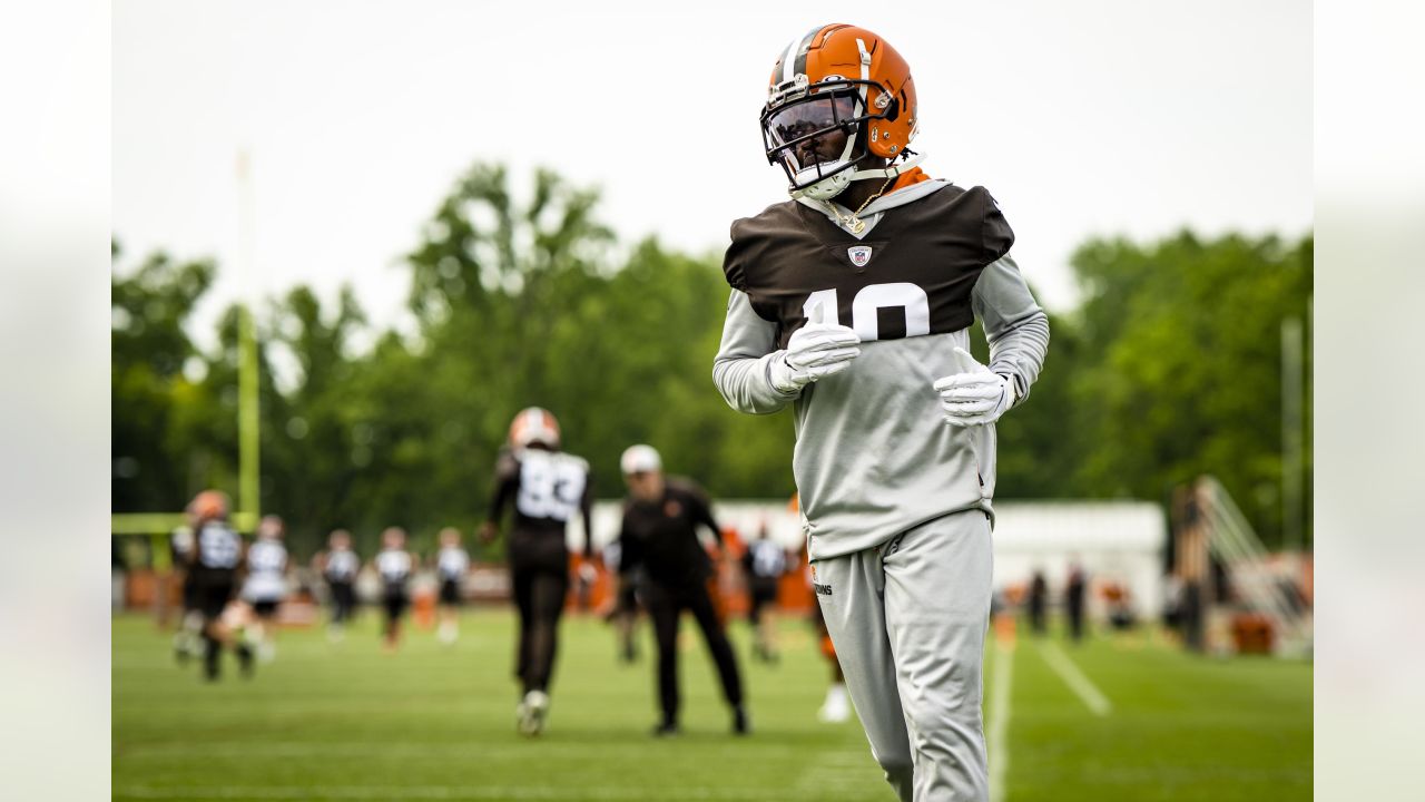 Browns WR Donovan Peoples-Jones waited to hear his name, ready to