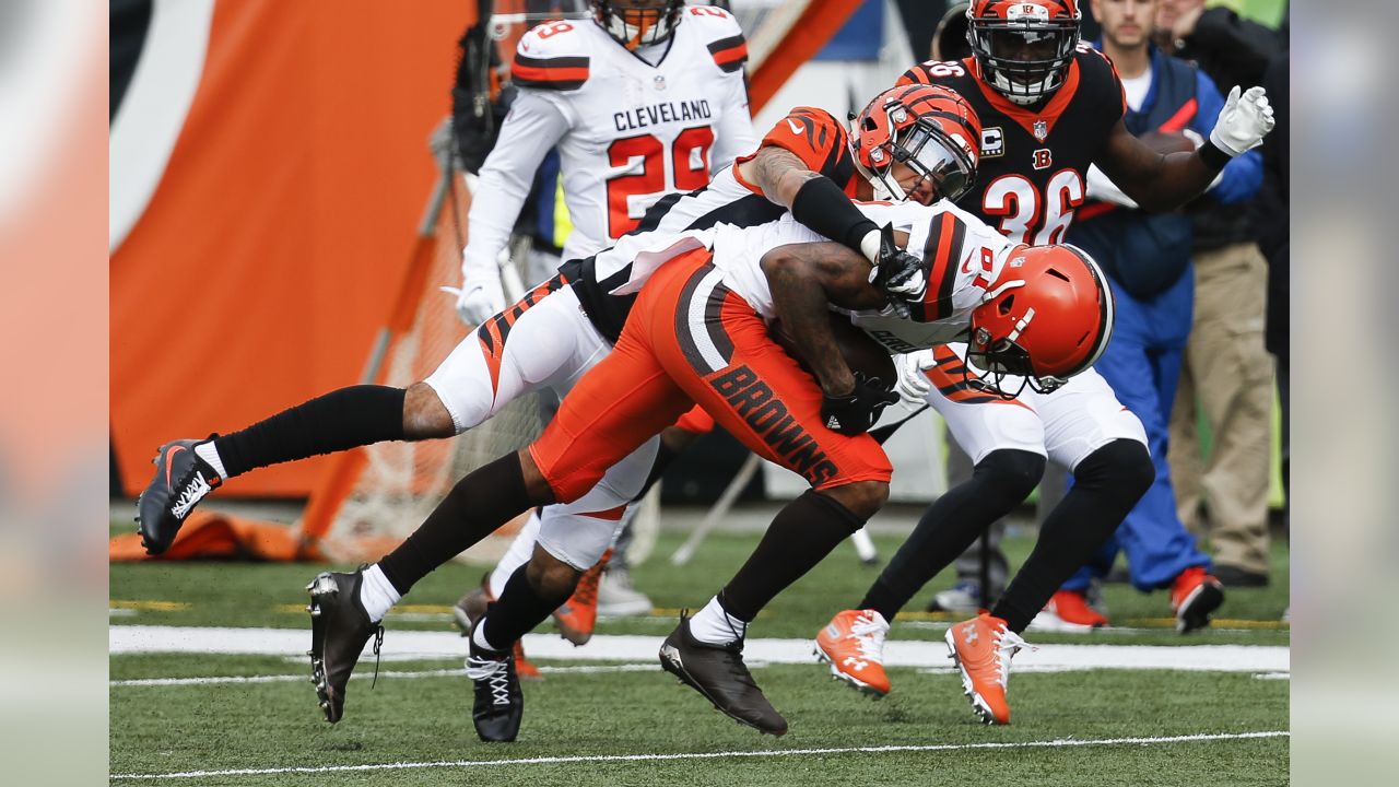 X 上的Cleveland Browns：「WR1 arrived on the scene in a big way Sunday 10  targets, 9 receptions, first TD as a Brown  / X