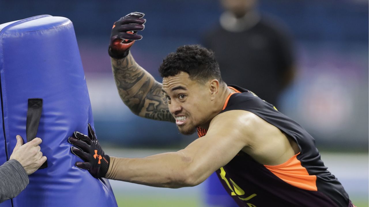 Daily Dawg Chow 7/12: Does Sione Takitaki have a long future with the Cleveland  Browns? - Dawgs By Nature