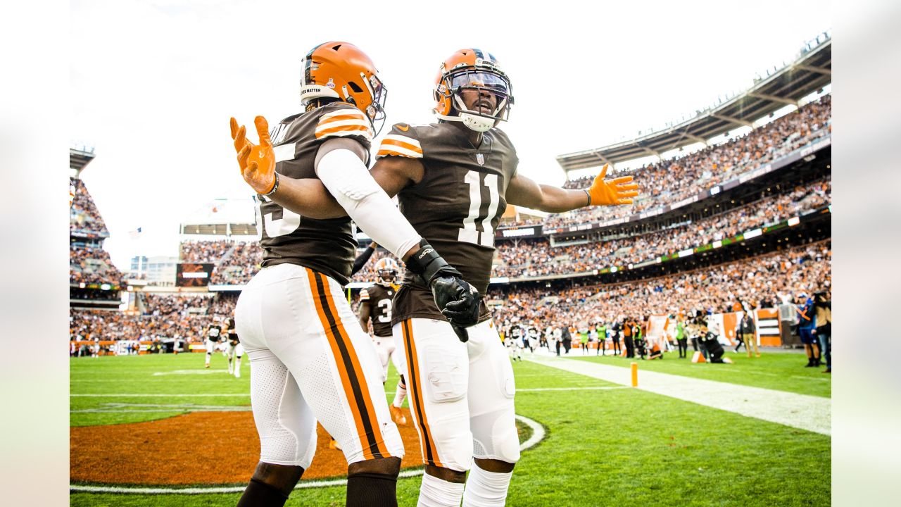 PHOTOS: Best of Week 17 vs. Cleveland Browns