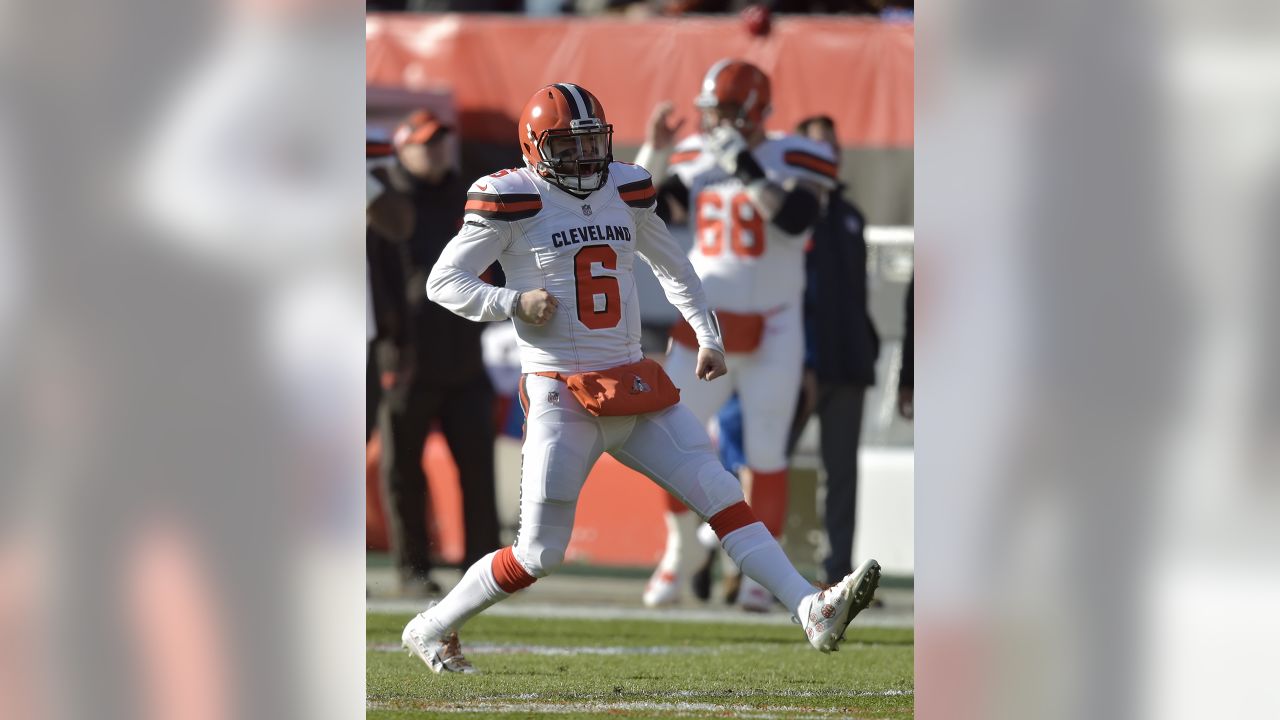 WATCH: Baker Mayfield throws 31-yard TD pass to Breshad Perriman