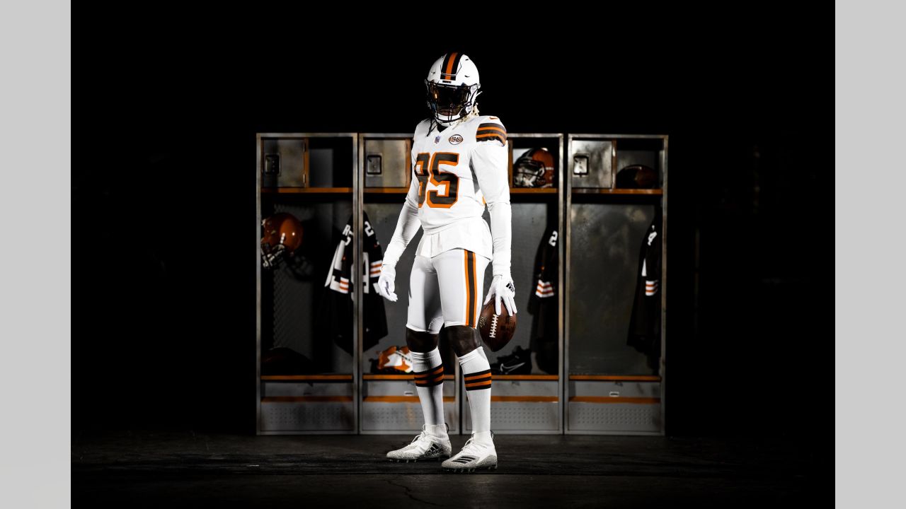 Browns release white helmet in alternate throwback uniforms for 2023 season