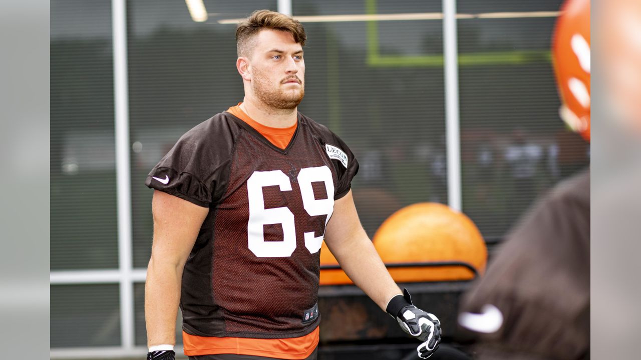 Browns' Freddie Kitchens says Wyatt Teller can push Eric Kush to start at  RG vs. Titans 