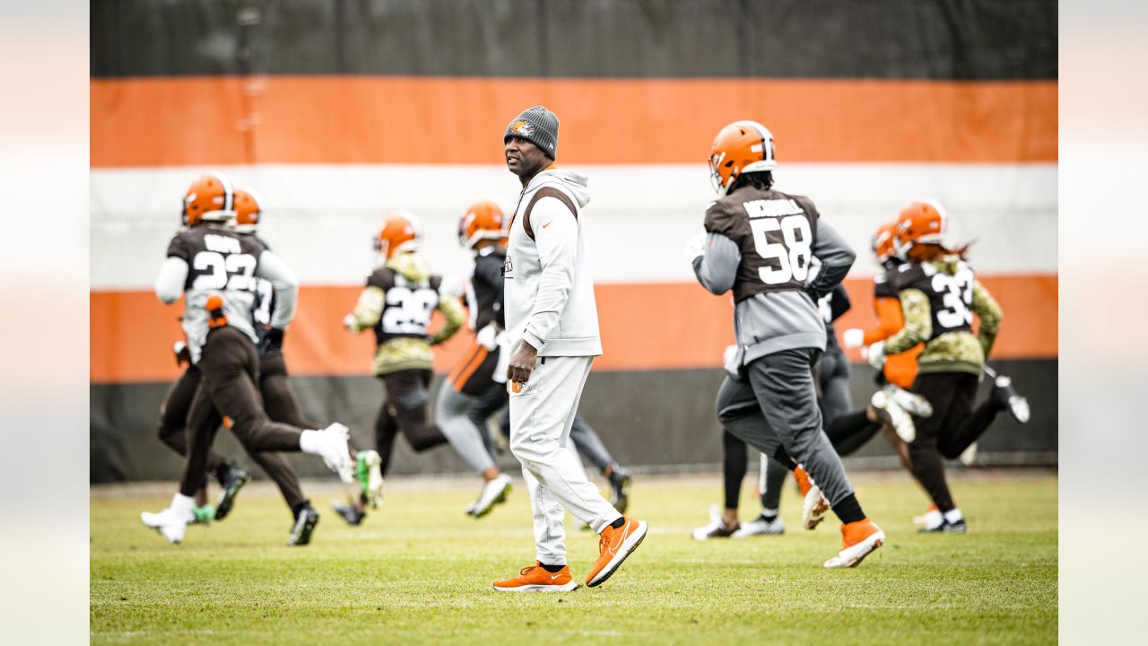 Cleveland Browns cornerback M.J. Stewart (36) in action during an