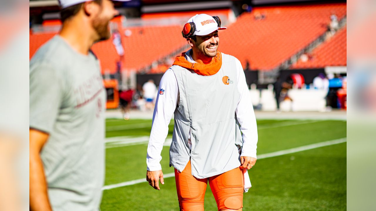 Pregame photos: Broncos arrive and prepare for preseason Week 1