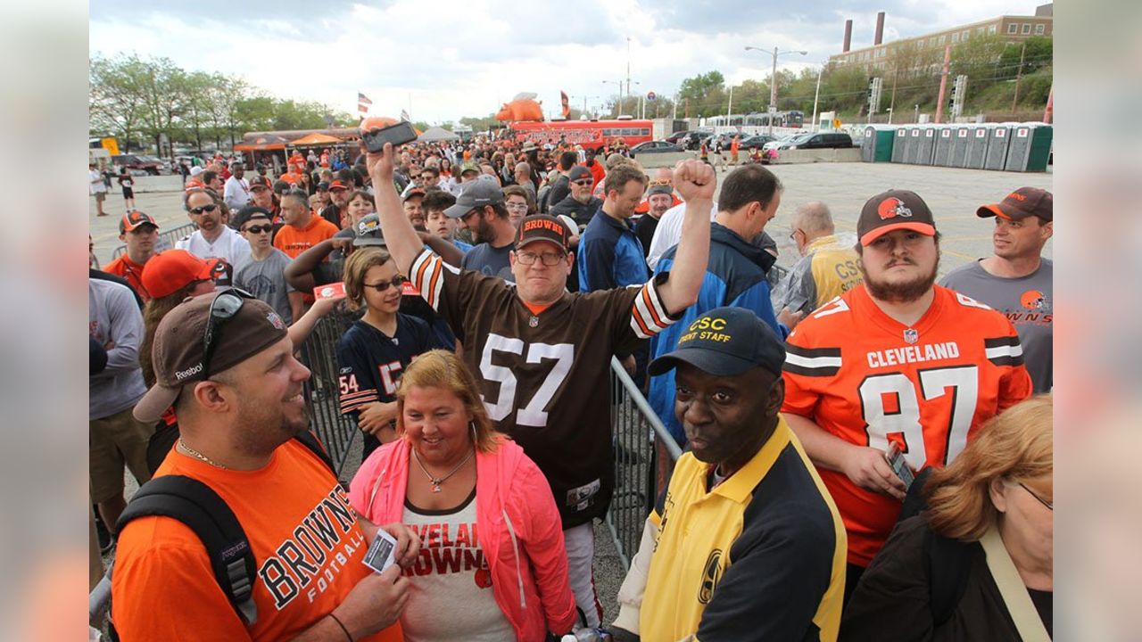 Photos: Browns Fans Enjoy Draft Tailgate