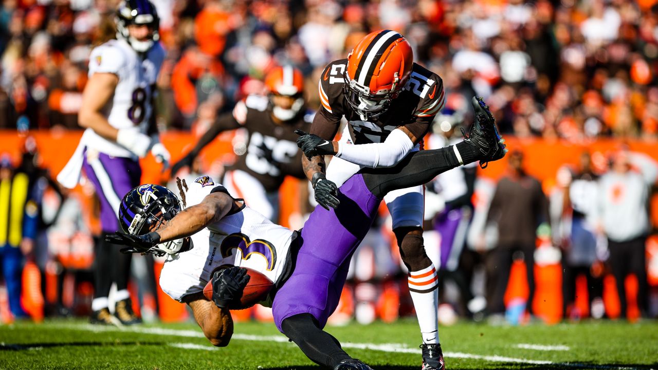 Baltimore Ravens at Cleveland Browns, Monday Night Football, Week 14,  FirstEnergy Stadium, Lamar Jackson