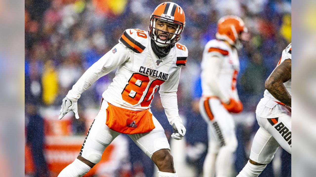 Cleveland Browns' Jarvis Landry gives himself birthday present at