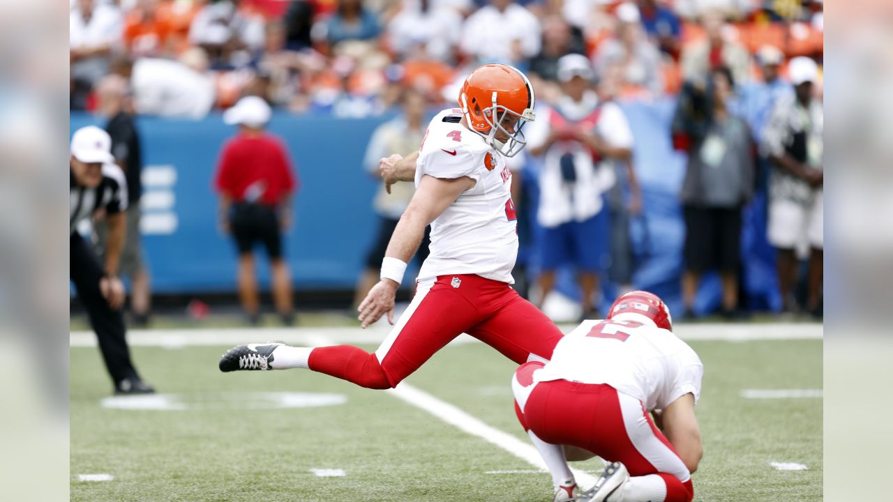 Im FREAKING OUT!!!! I was gifted this game worn and signed Phil Dawson  Jersey today. : r/Browns