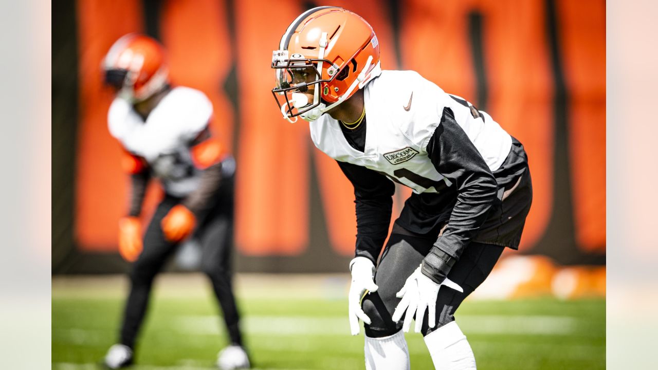 Browns: Denzel Ward returns to practice; on pace to play vs. Bengals