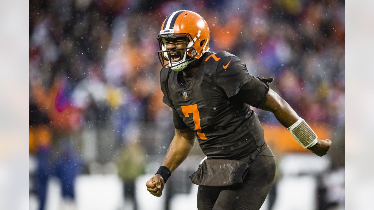 JACOBY BRISSETT 8X10 PHOTO CLEVELAND BROWNS PICTURE