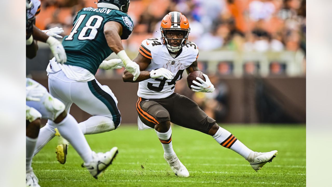 Browns rookie DE Alex Wright looking to build off solid NFL debut 