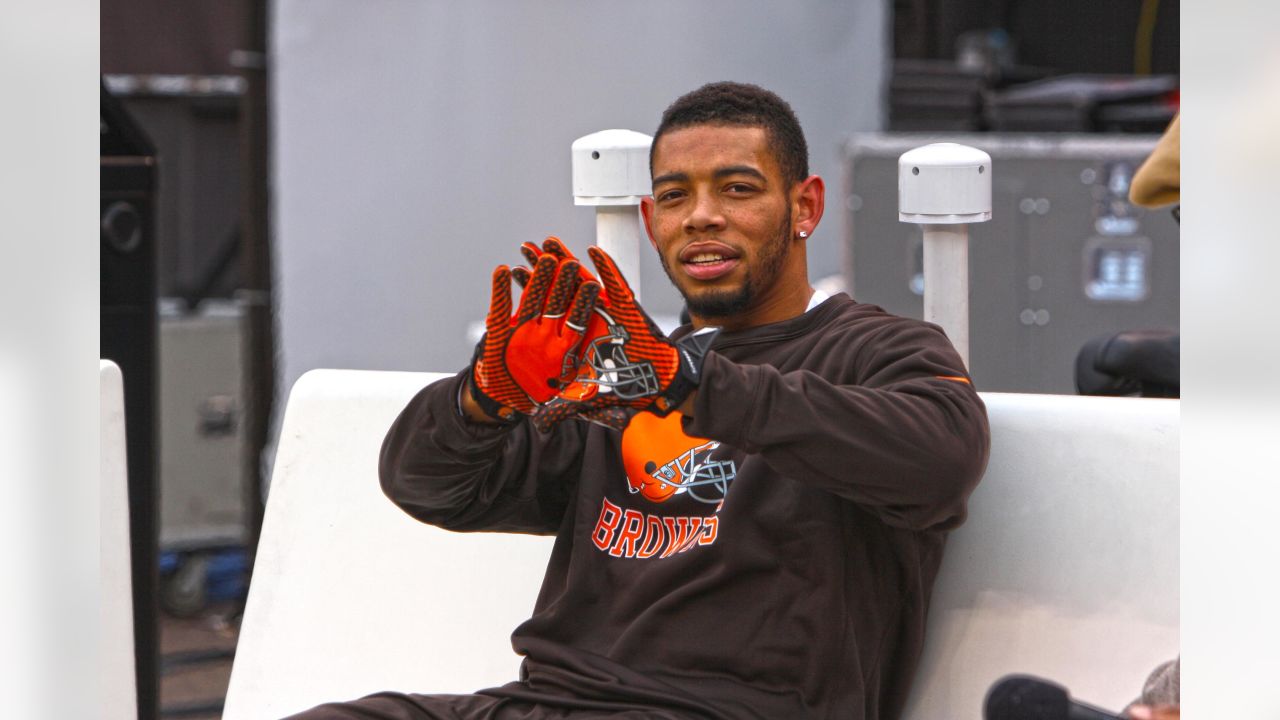 Former Cleveland Browns CB Joe Haden on 0-16 parade: 'I just think it's  lame'