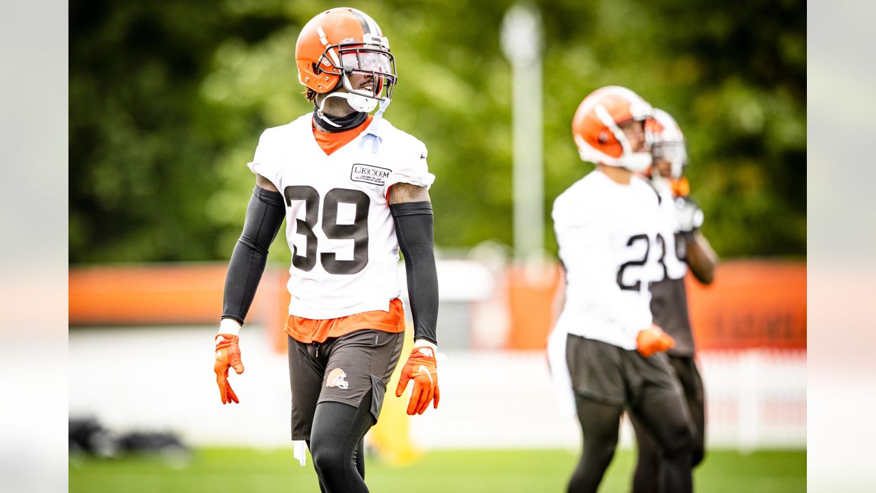 Cleveland Browns Morning News 8/29: Kicker Exchange, Cutdown Day, and  Best-Laid Plans