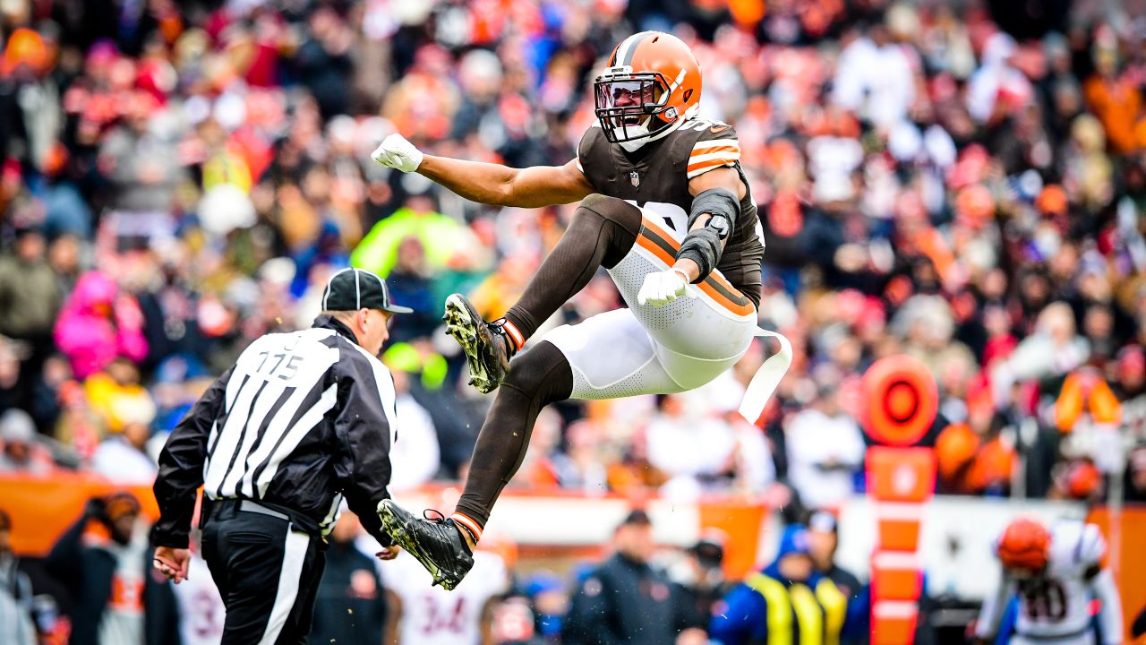 Photos: Cleveland Browns win season finale against Cincinnati Bengals, 21-16