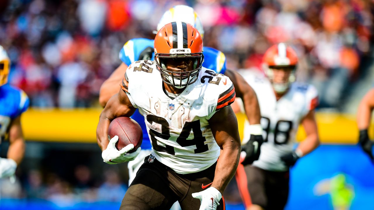 Cleveland Browns vs. Los Angeles Chargers - 3rd Quarter Game Thread - Dawgs  By Nature