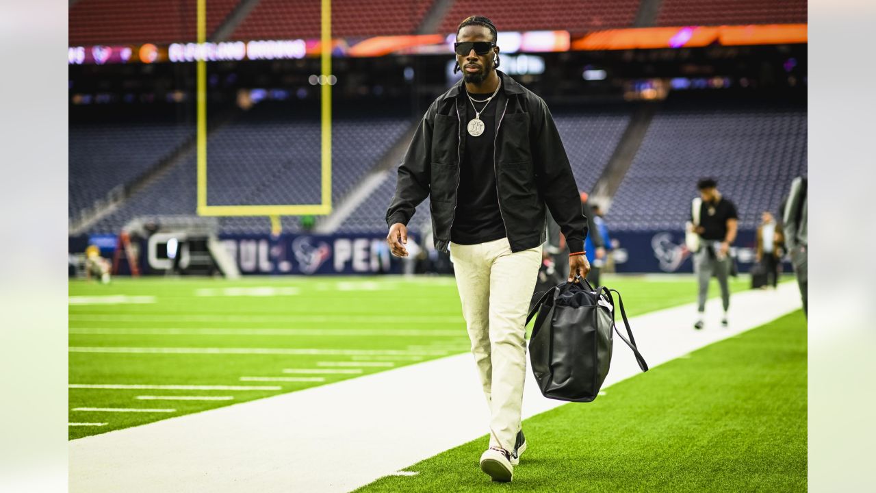 Photos: Week 13 - Browns at Texans Arrivals