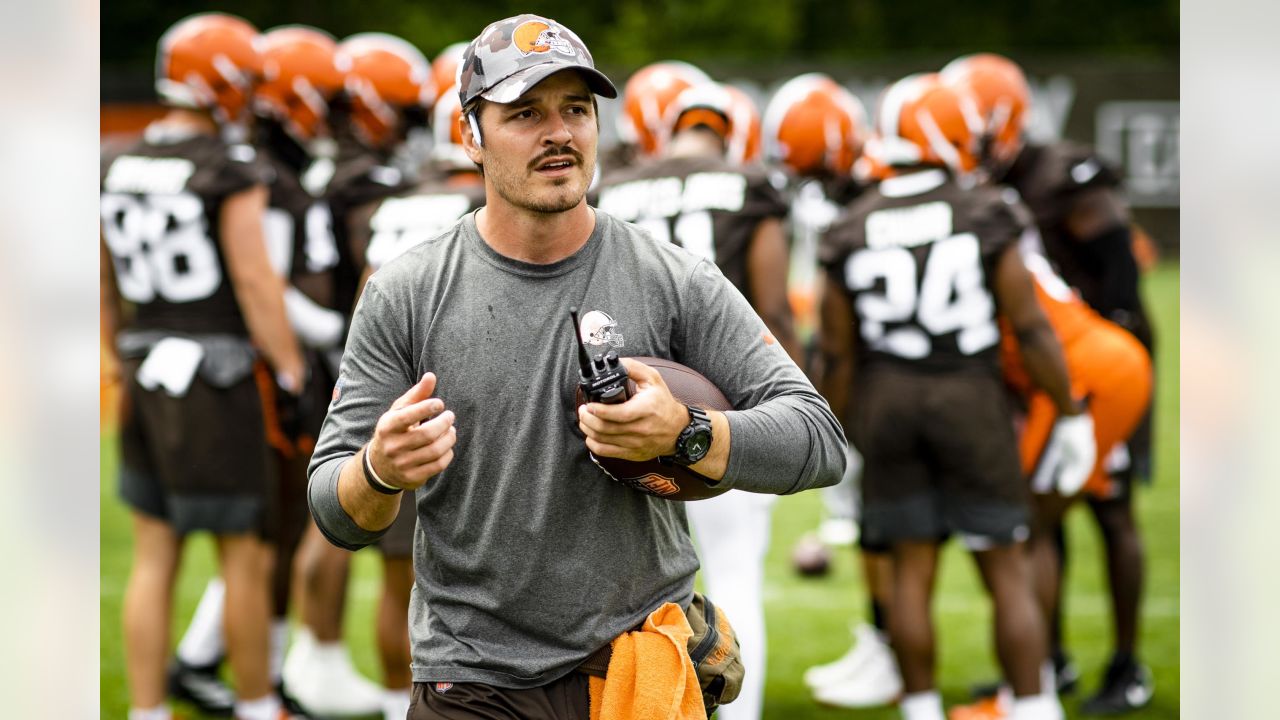 Browns Mailbag: Which position battles will come into focus in minicamp and training  camp?